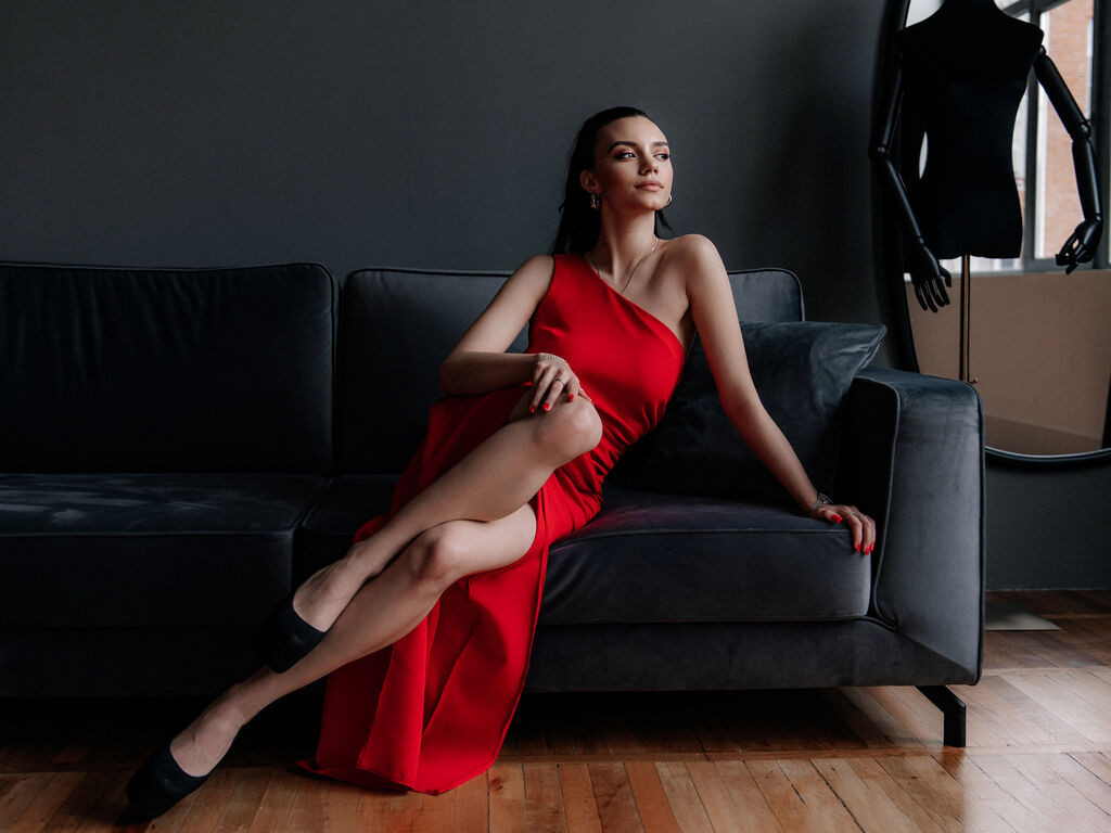 AriadnaCold Nude