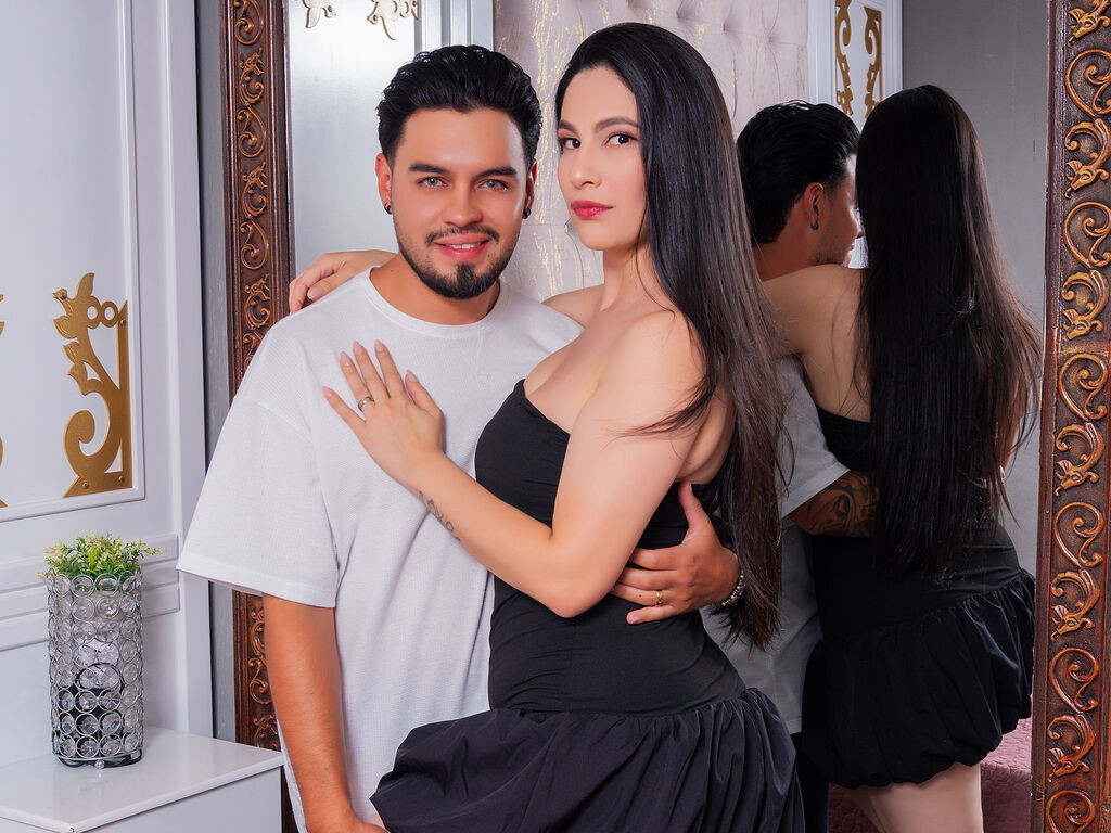 ArianaAndDave Desnudo