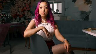 ArianaWells Cam