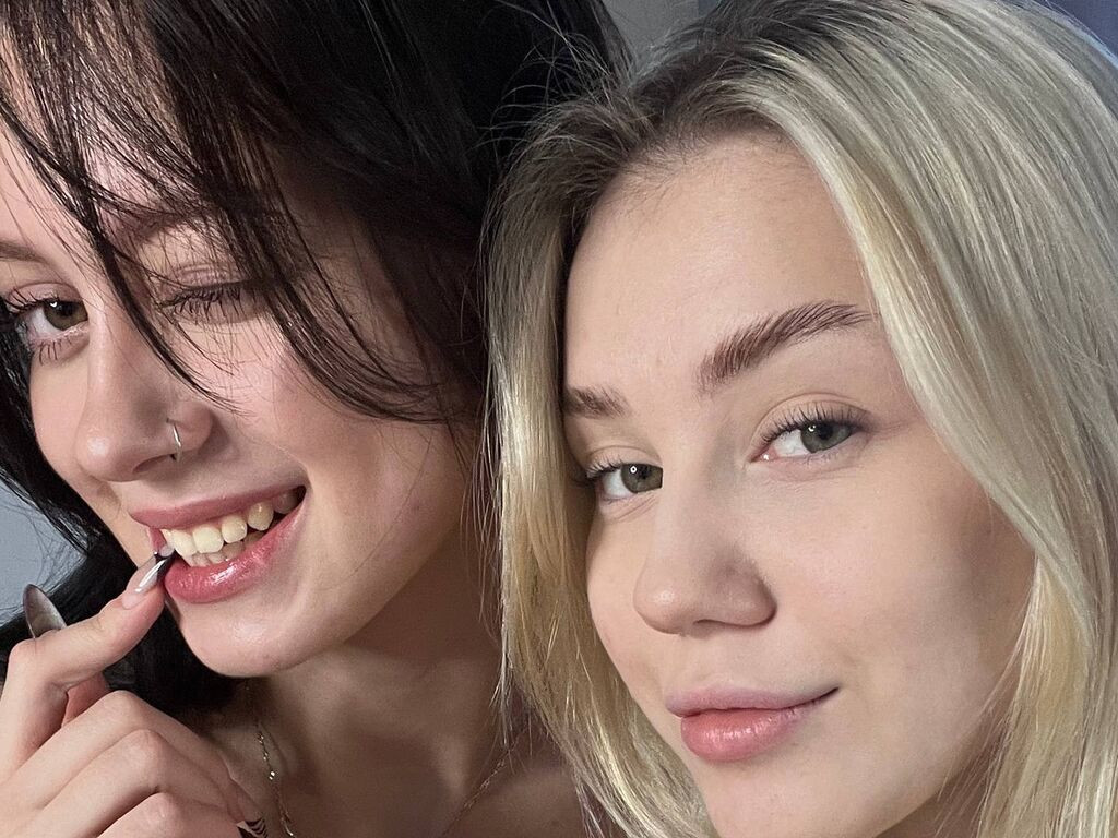 ArletteAndWinnie LiveJasmin