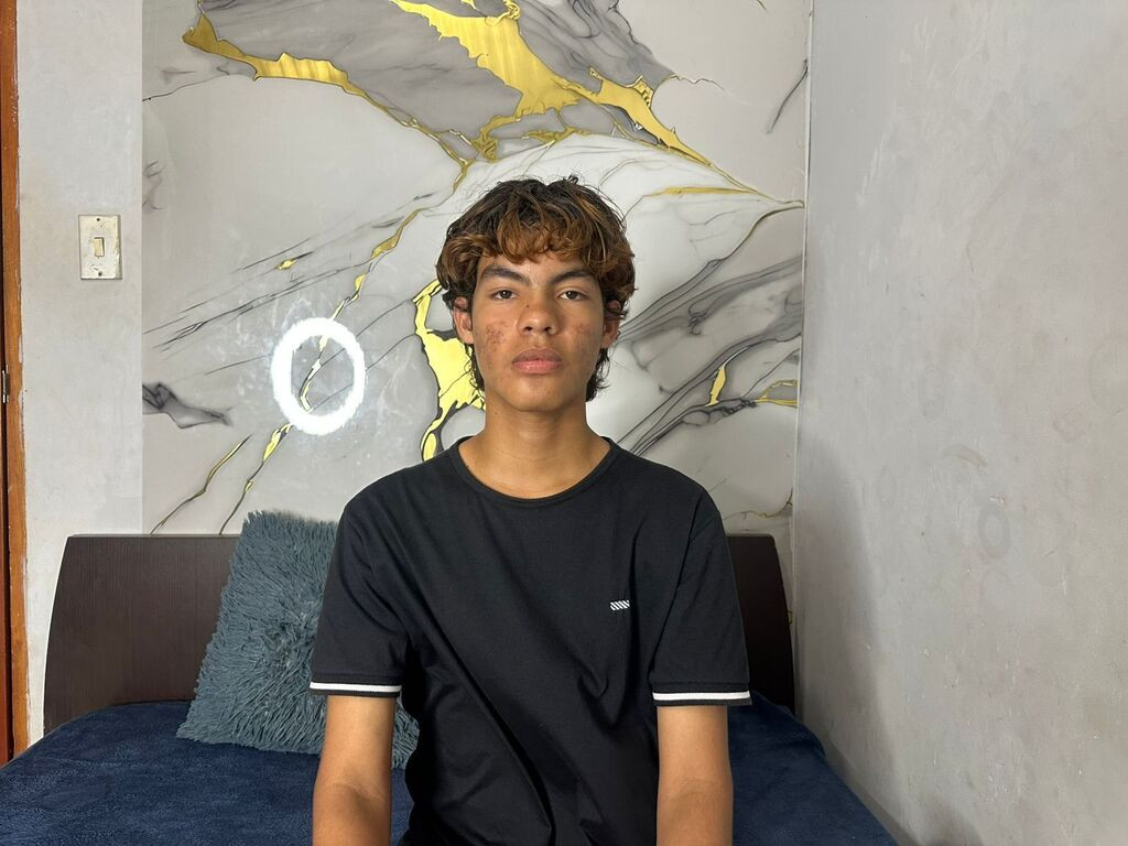 ArmandoHernendez Nude