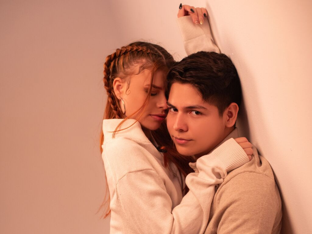 AstaAndIvony LiveJasmin