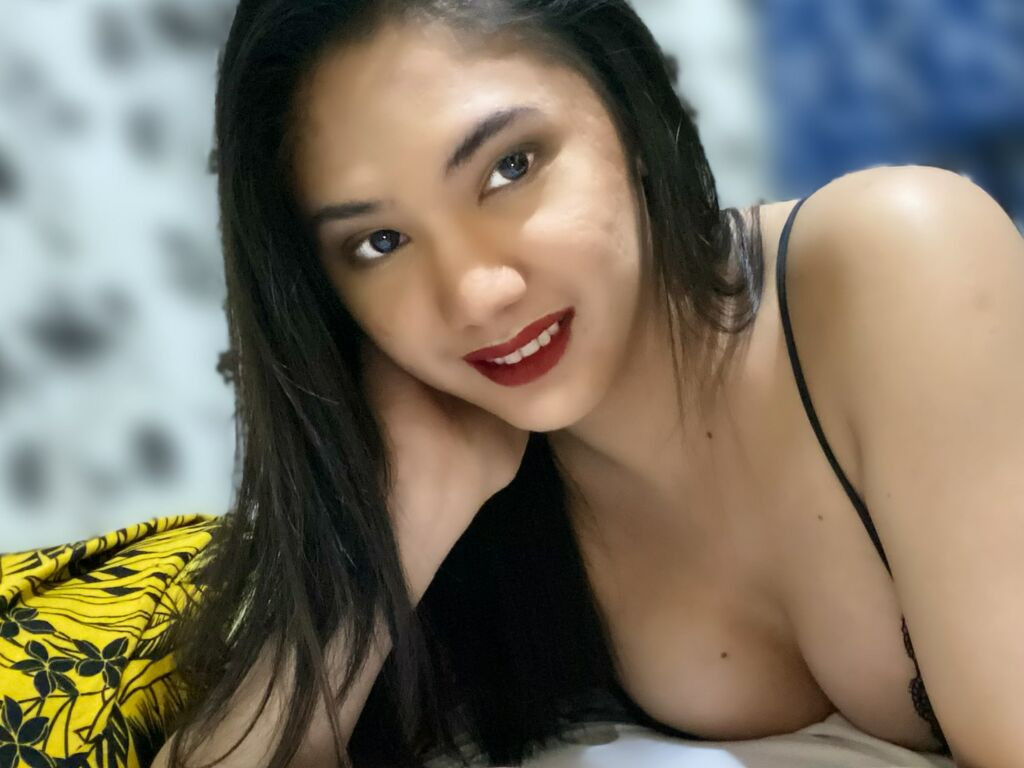 AubreyCollin Nude