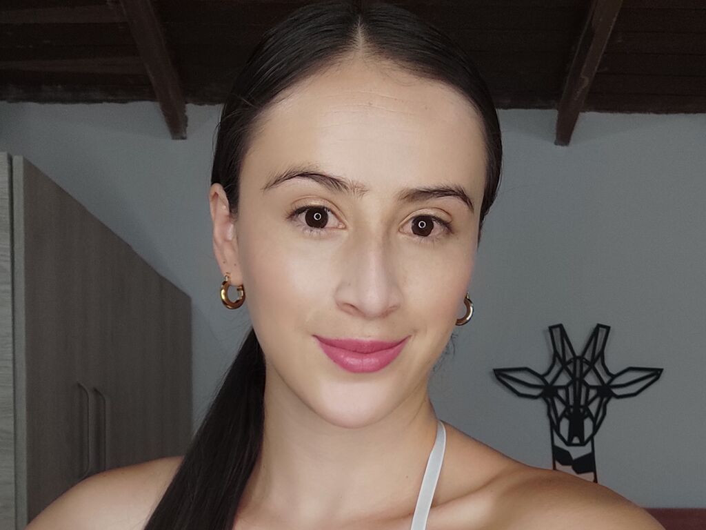 AuraCrhistina LiveJasmin