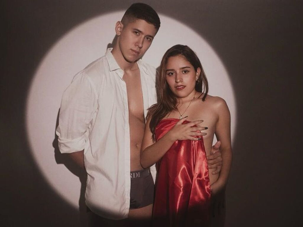 AuroraAndJordan LiveJasmin