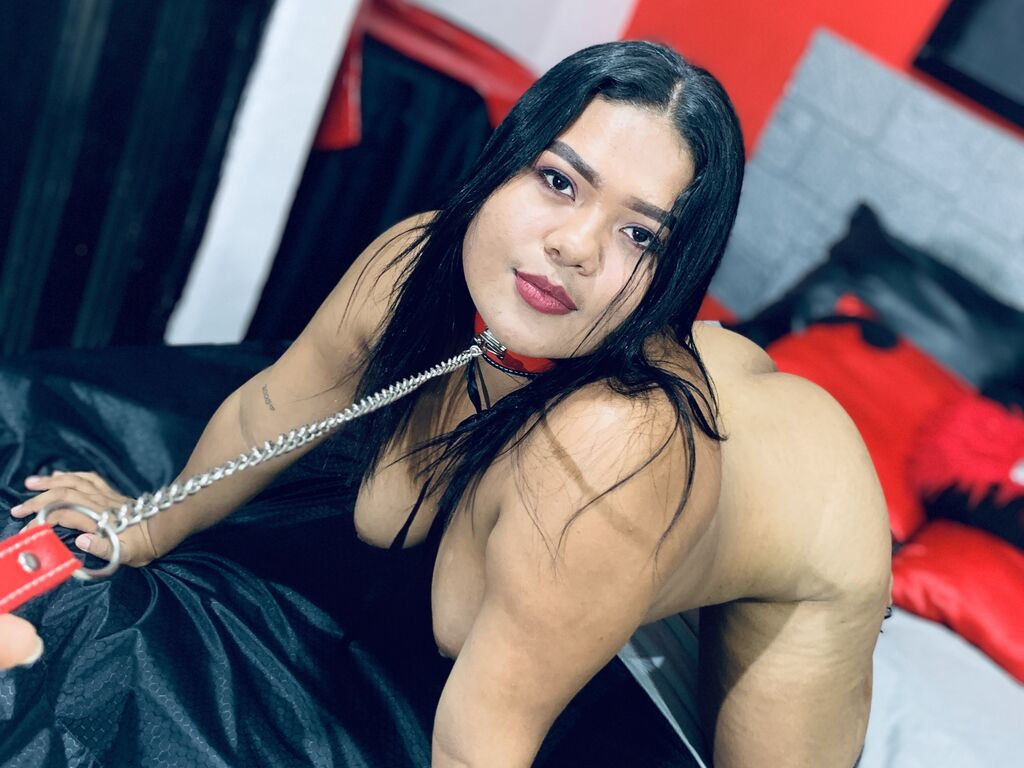 AuroraJones LiveJasmin