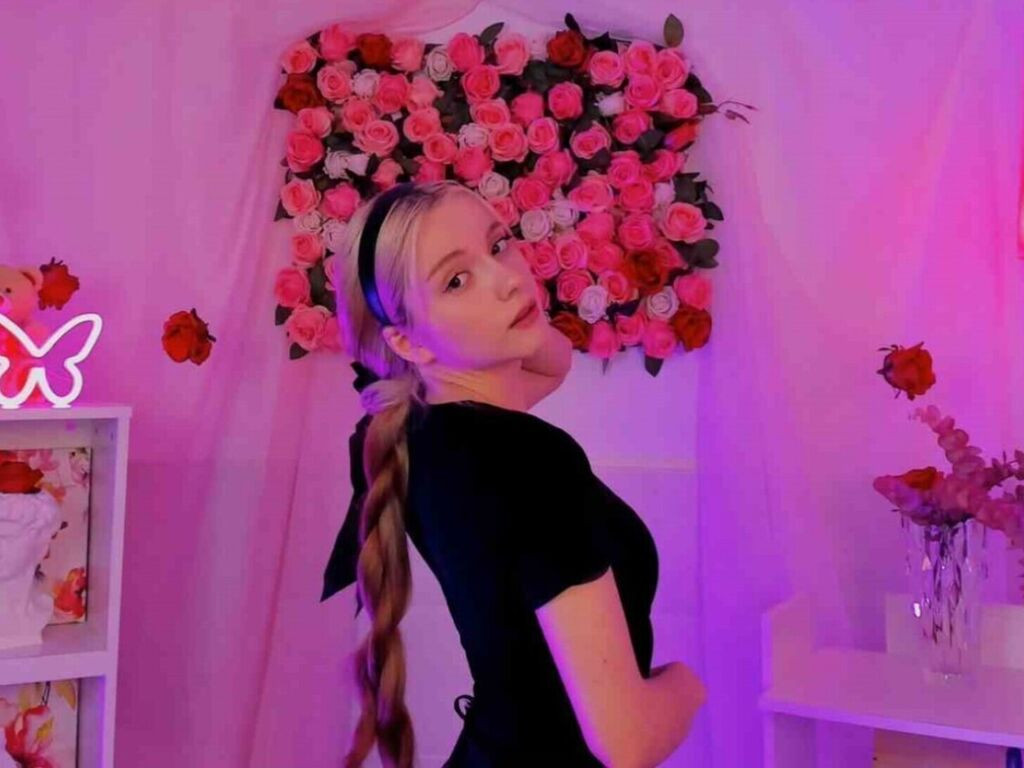 AuroraWrenfield Nude