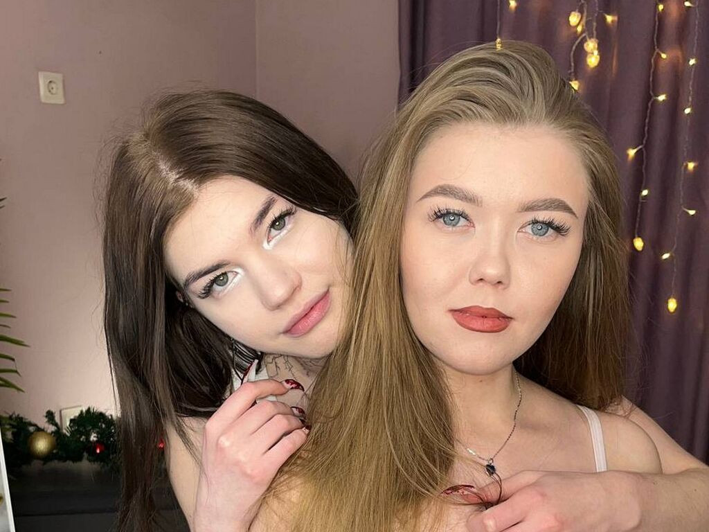 AurorraLina LiveJasmin