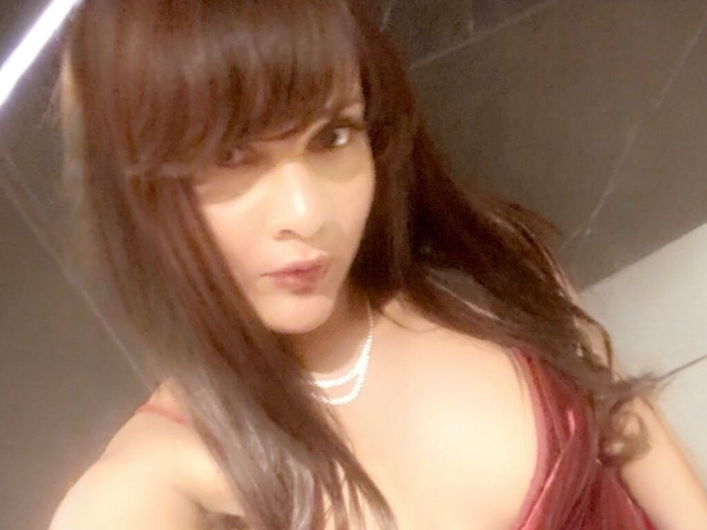 AvalonVee LiveJasmin