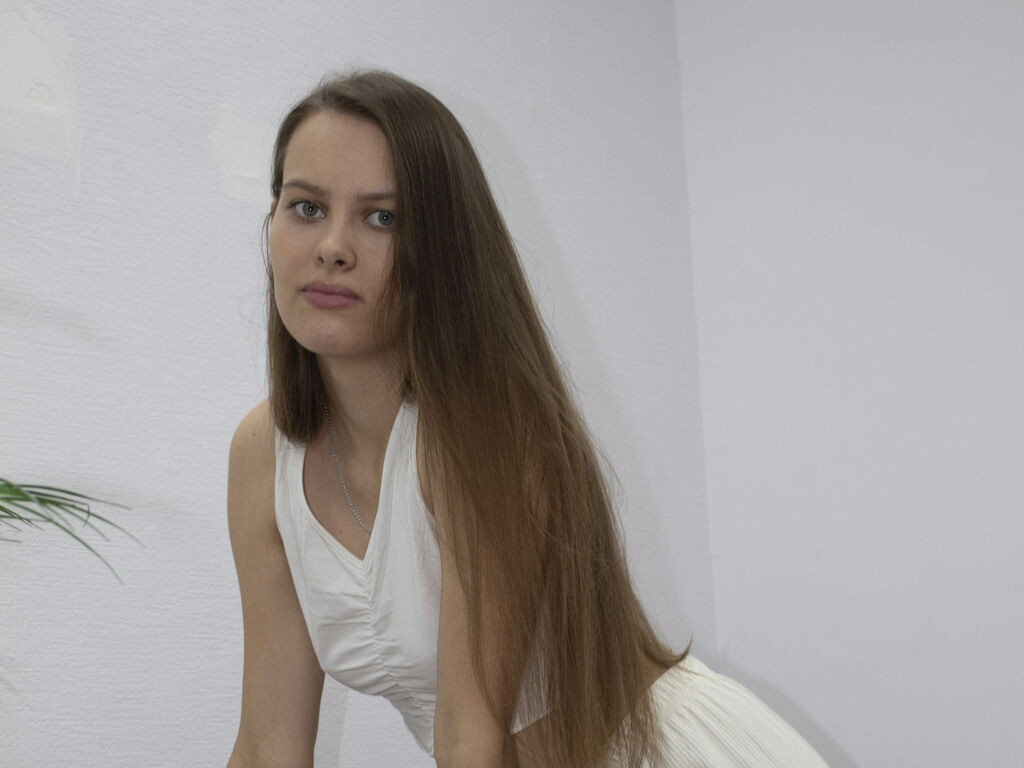 AyumiBronte LiveJasmin