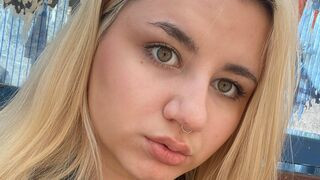 BarbaraWellsmith Cam