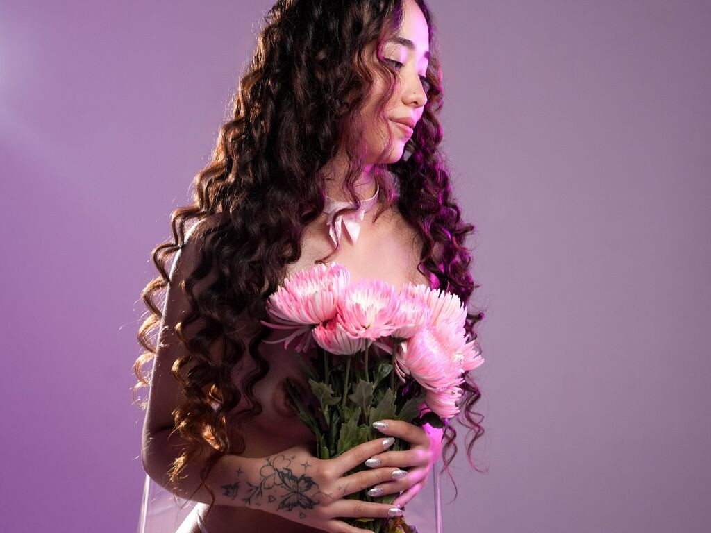 BellaClaire LiveJasmin