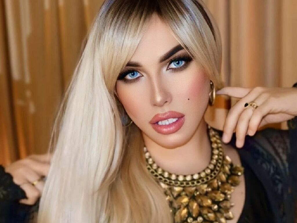BellaJenns LiveJasmin
