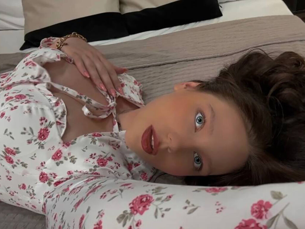 BellaSwiger LiveJasmin