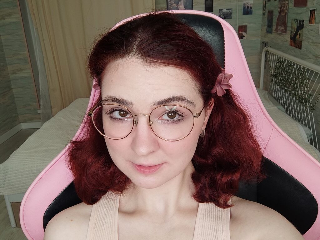 BelleJackie LiveJasmin