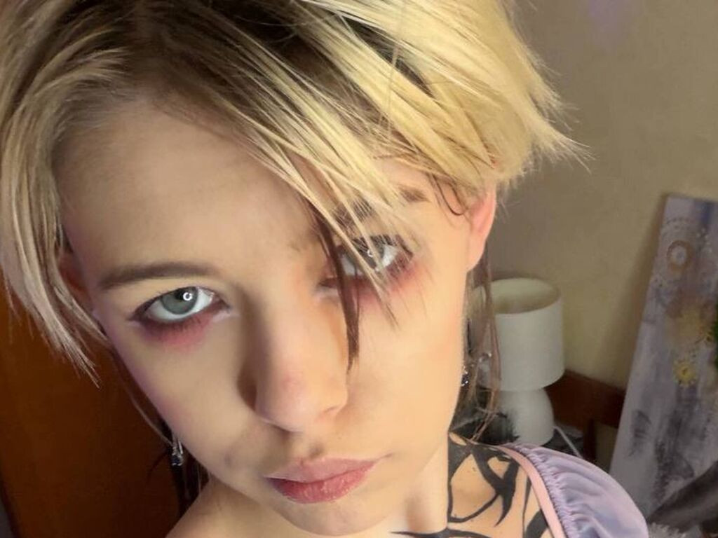 BettieDaryanl Desnudo