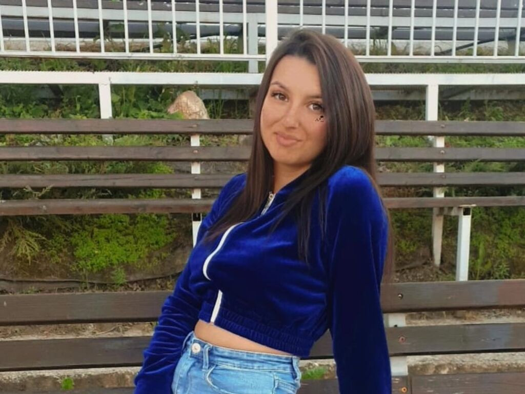 BettyJamess LiveJasmin