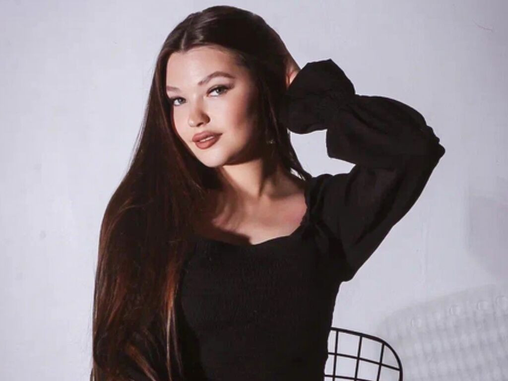 BlairBlosom LiveJasmin