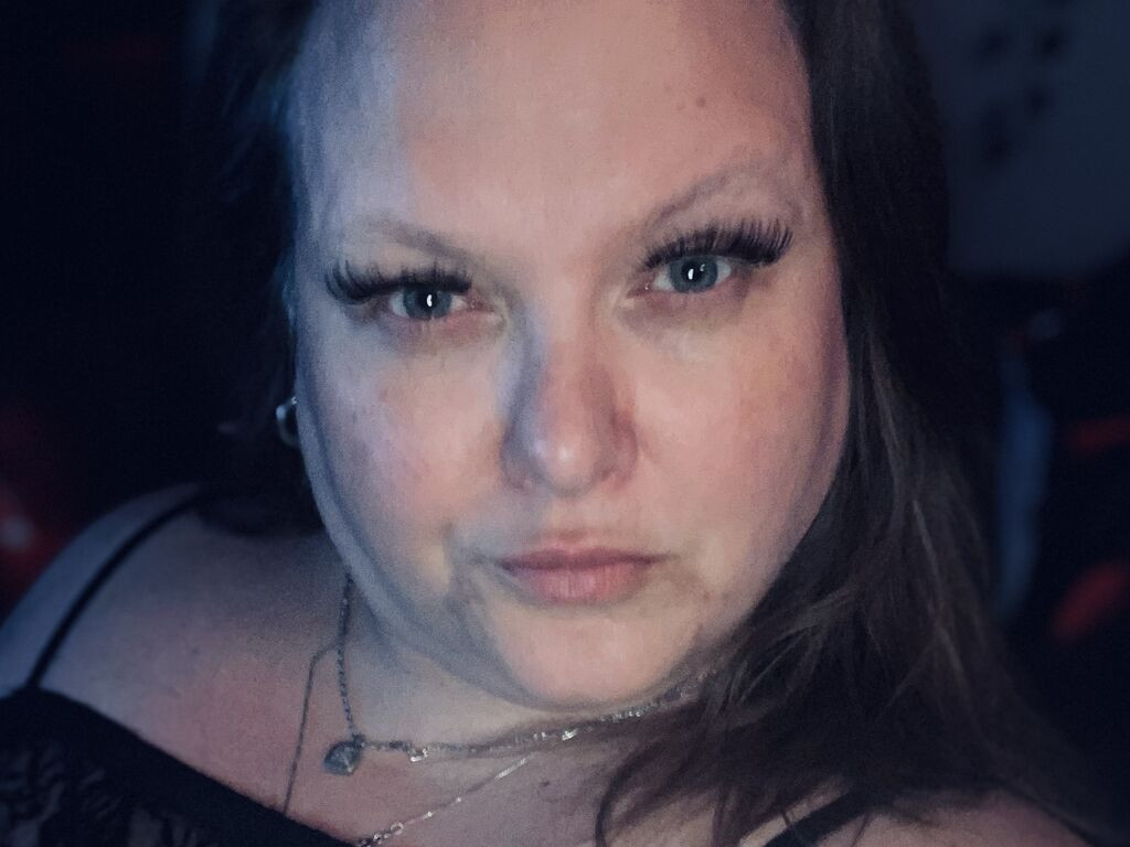 BlessedwCurves Desnudo