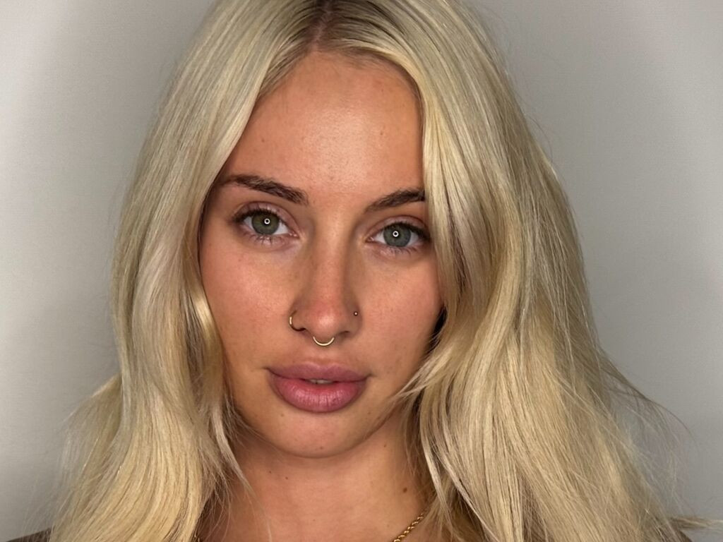 Blondeaussie LiveJasmin