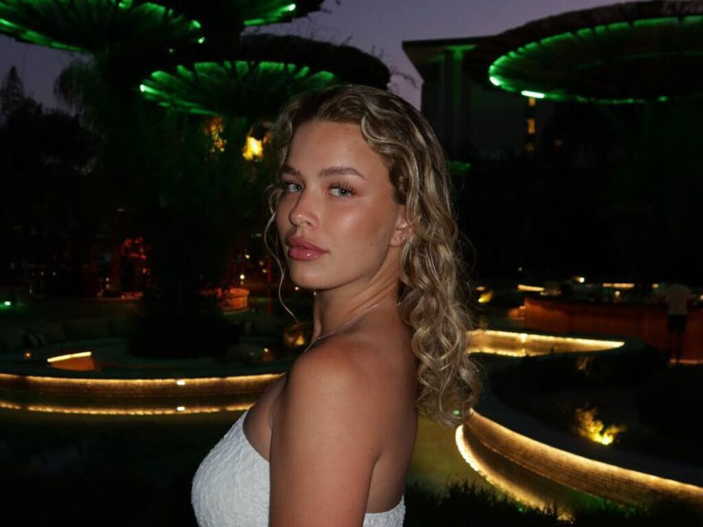 BobbiBargerstock Desnudo