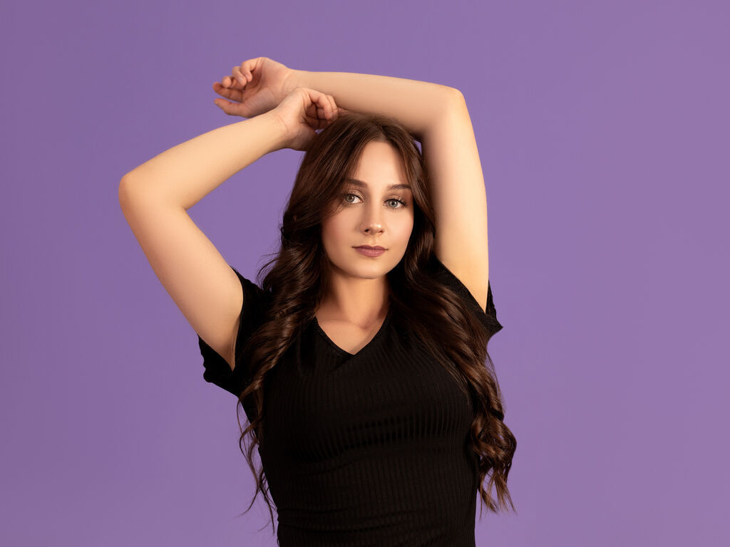 BonnieWest LiveJasmin