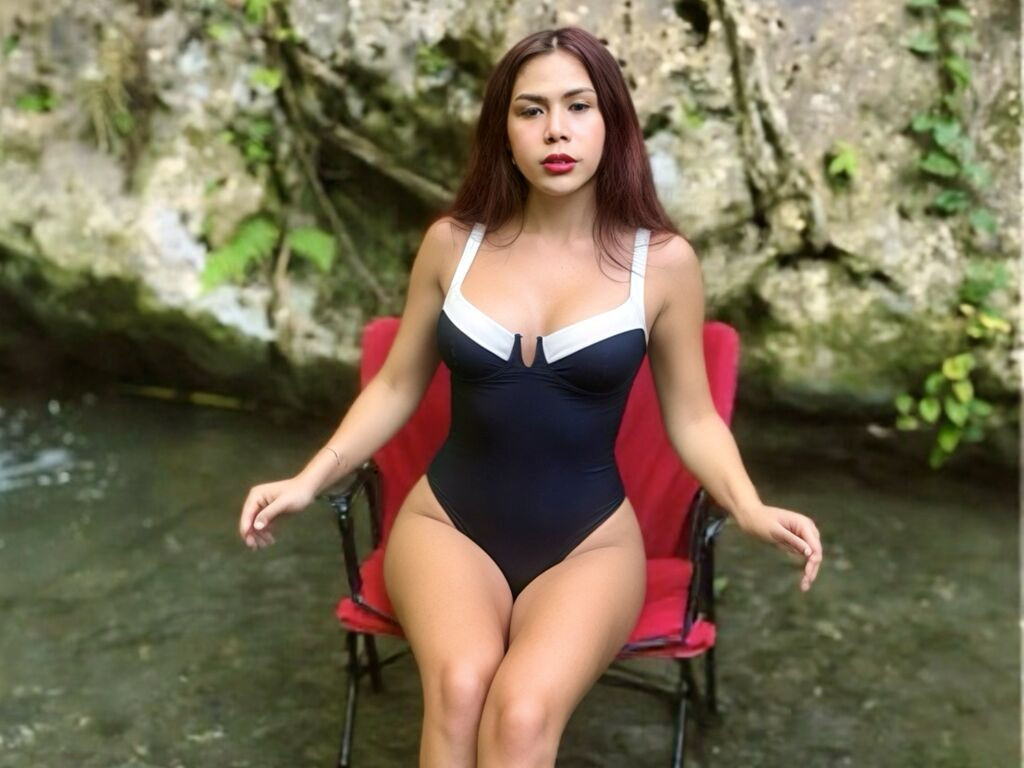 BriannaCo LiveJasmin