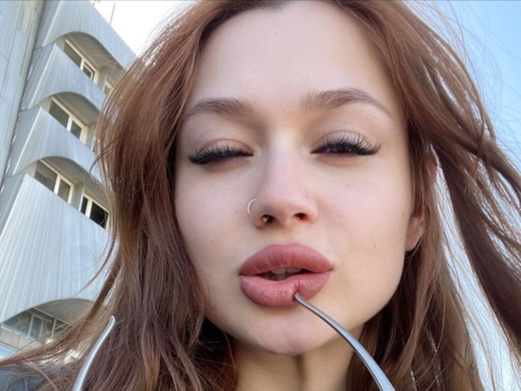 BritniMencl LiveJasmin