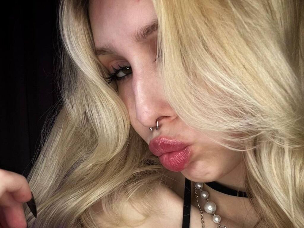 BrittBlakeman Nude