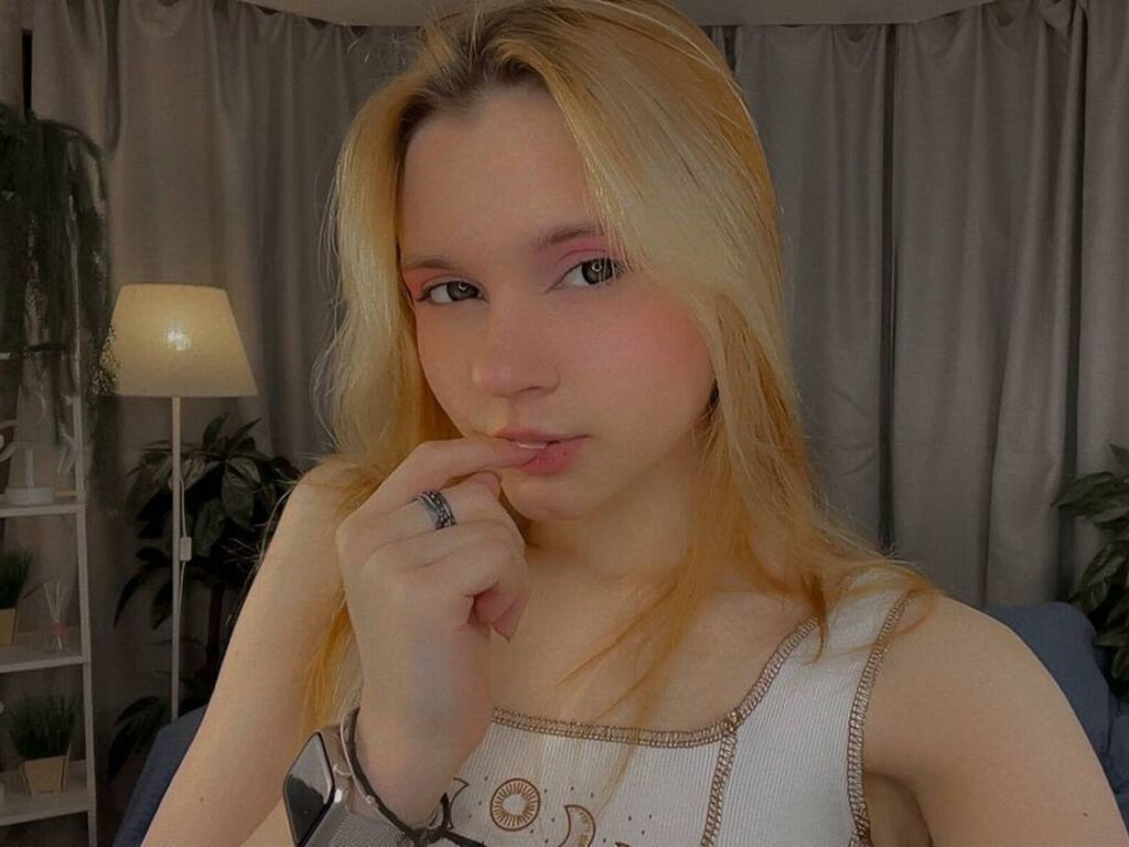 BrittGreenhouse LiveJasmin