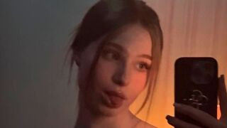 BrittaMonios Cam