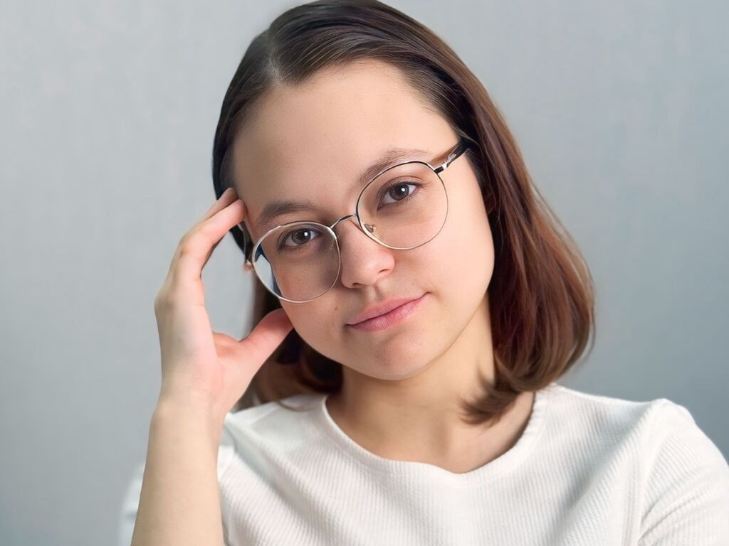 BrunaSibal LiveJasmin