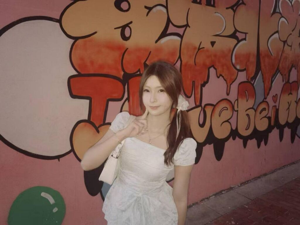 Caitlcoco LiveJasmin