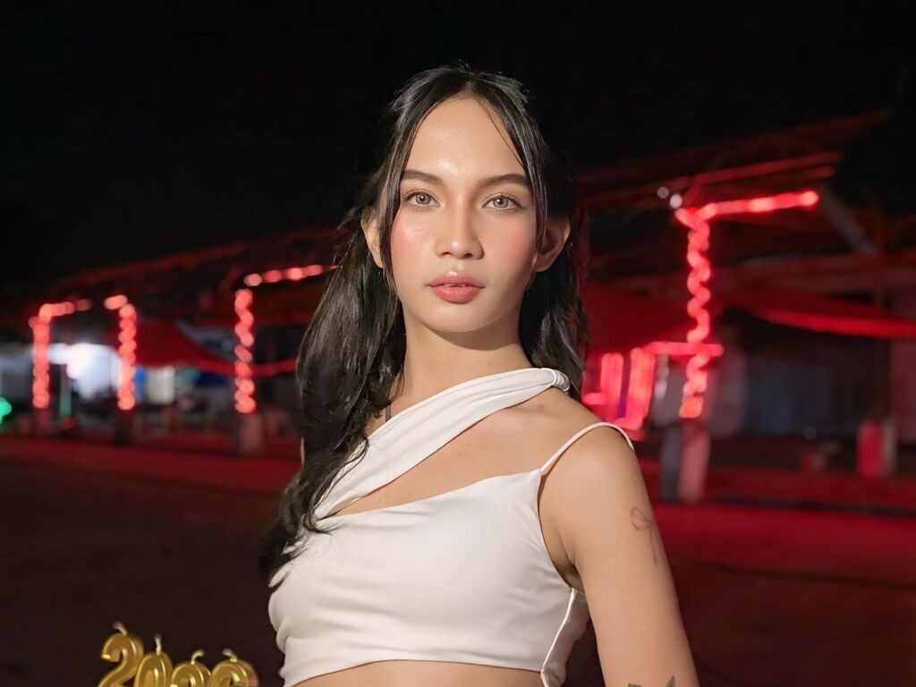 CaliCollins LiveJasmin