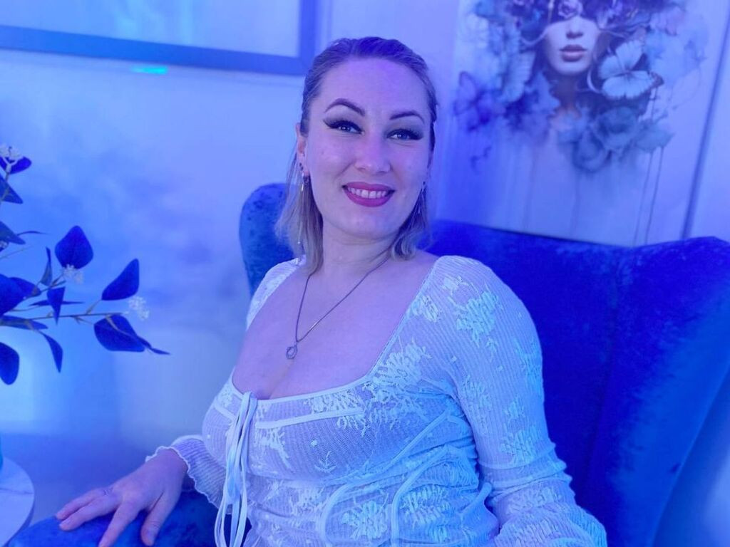 CamilaFatem LiveJasmin