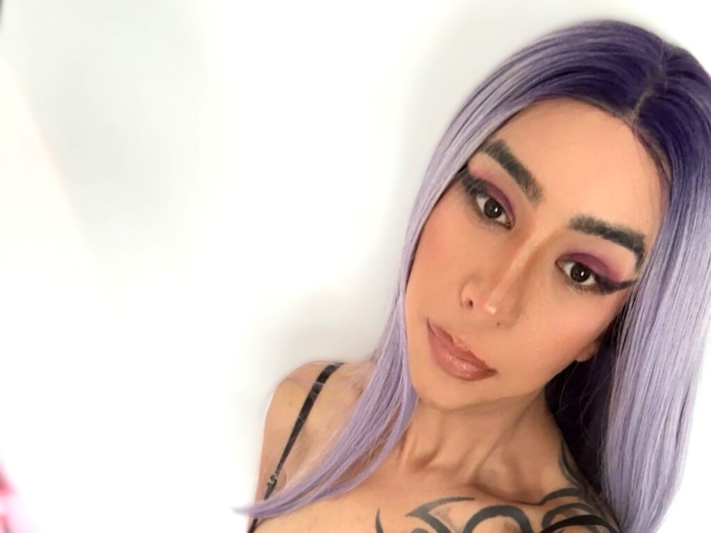 Camilahungcol LiveJasmin