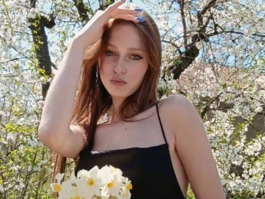 CamillaFoxi Nude