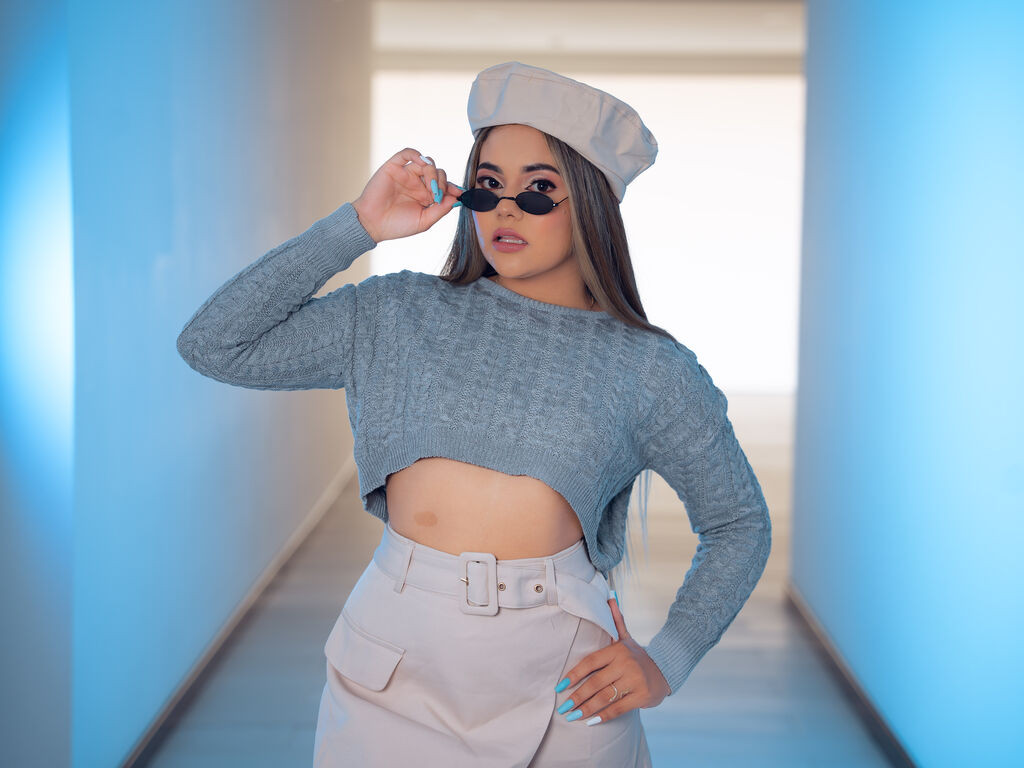 CarolGiovanni LiveJasmin