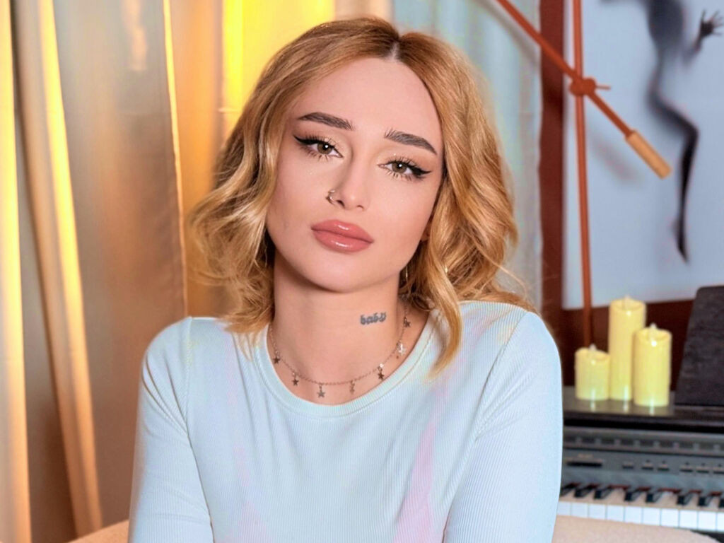 CarolinaCartez LiveJasmin