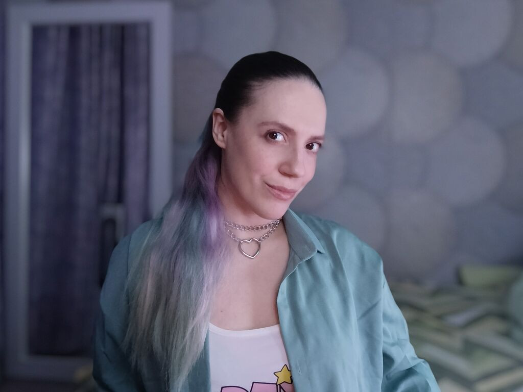 CatrinLanch LiveJasmin