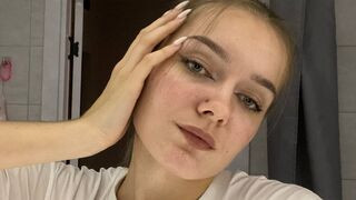 CeciliaVanwinkle Cam