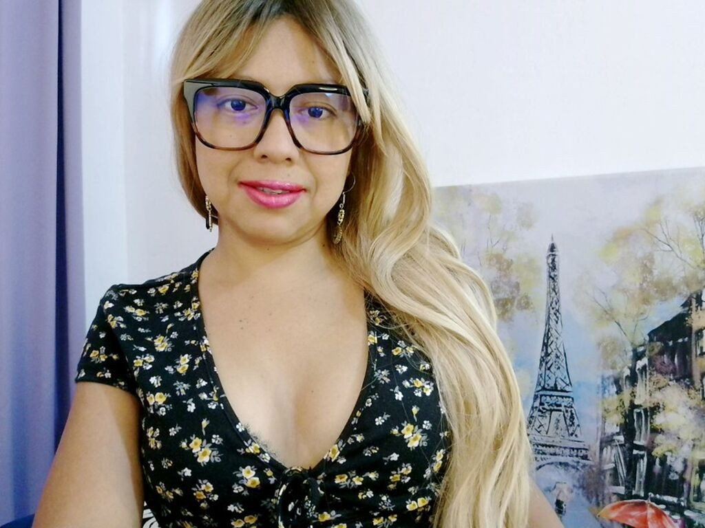 CelesteRossie LiveJasmin