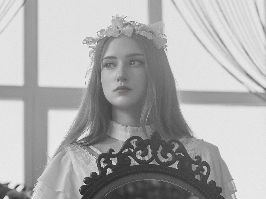 CharlotteBlare LiveJasmin