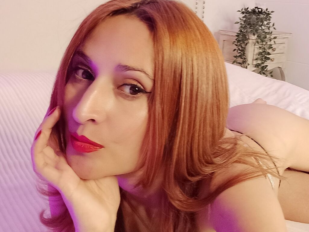 CharlotteHarper LiveJasmin