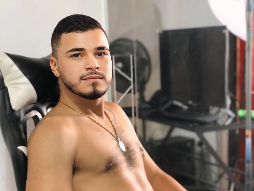 ChistopherFox LiveJasmin