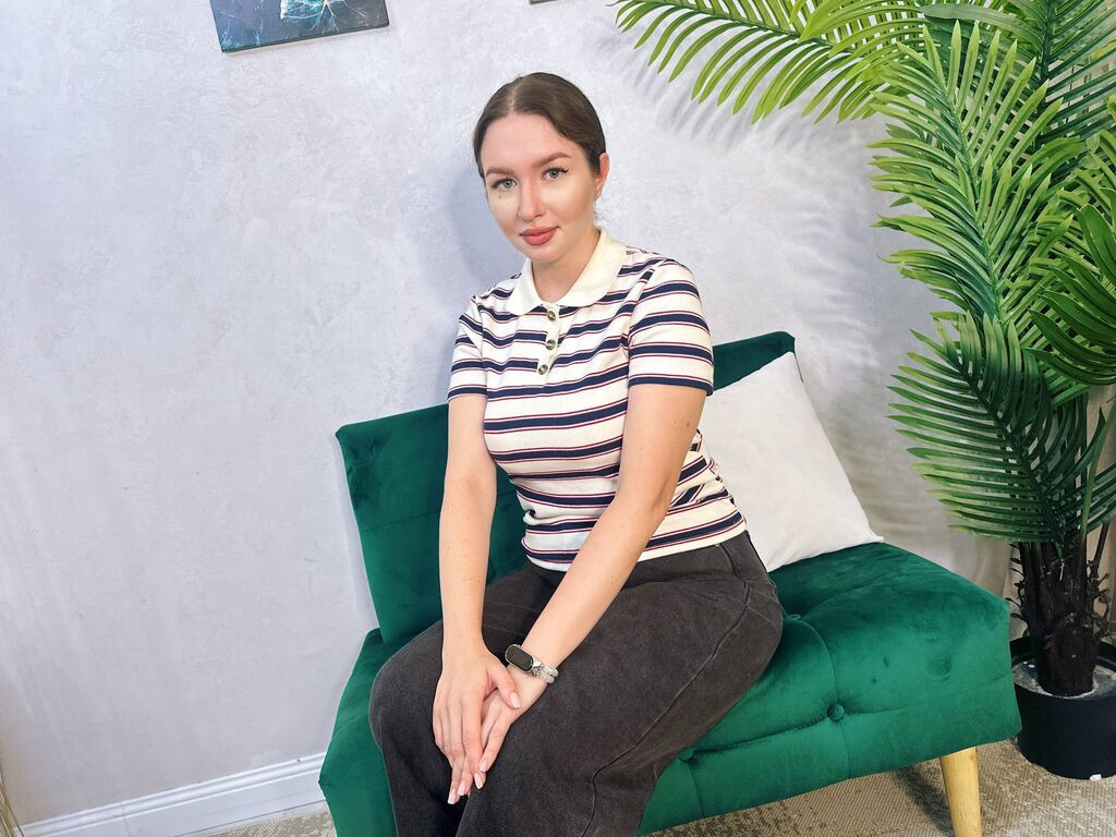 ChloeKimi LiveJasmin