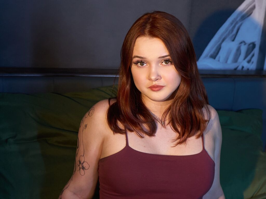 ChloeWukefield LiveJasmin