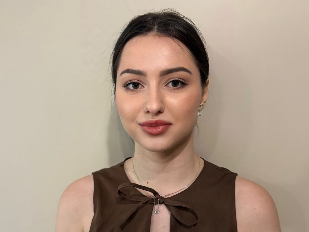 ChristinaTrevers LiveJasmin