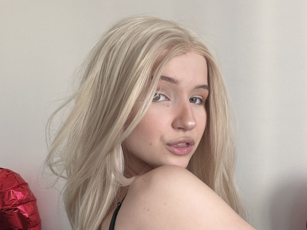 ChunBirdwell LiveJasmin