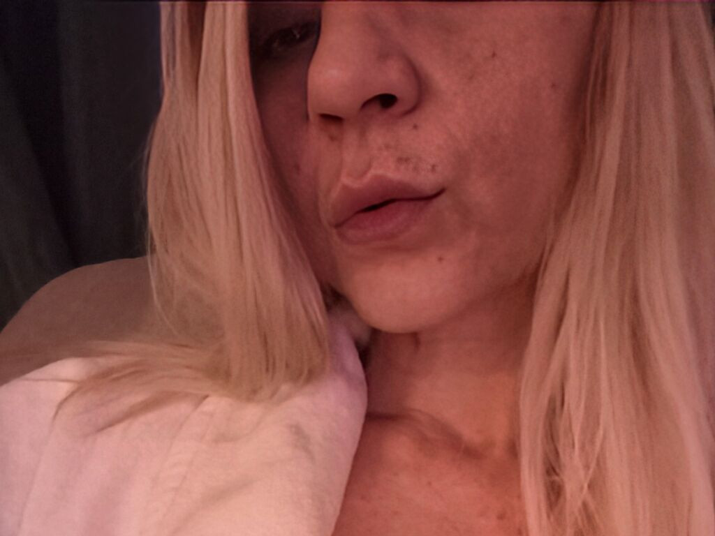 CocoVain Desnudo
